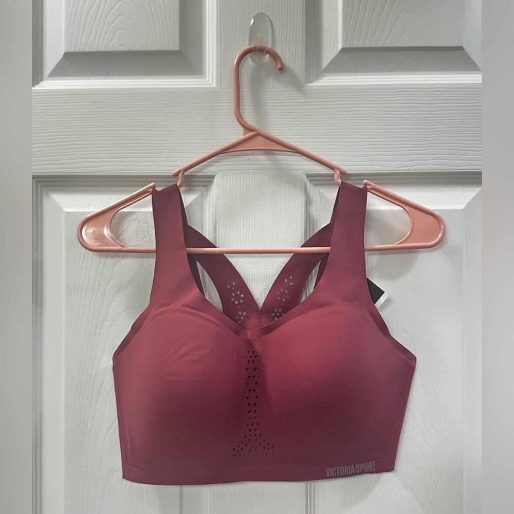 Victoria Sport Bra 34DD